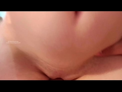 ❤️ 睡在姐姐的房间里,就这样被吵醒了 自制毛片️❤