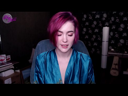 ❤️ 俄罗斯女孩用英语指导打飞机 自制毛片️❤